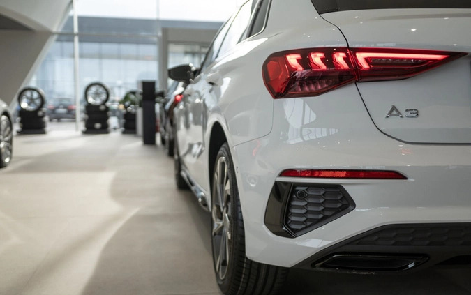 Audi A3 cena 161483 przebieg: 5, rok produkcji 2024 z Sulęcin małe 379